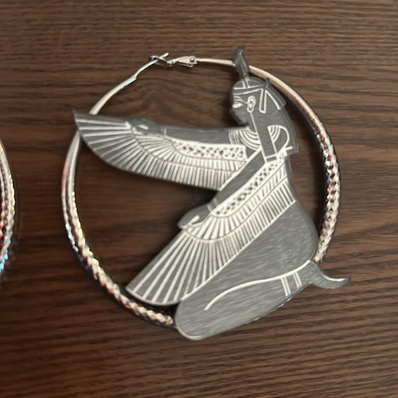 Melody Ehsani Maat silver earrings - Picture 2 of 3